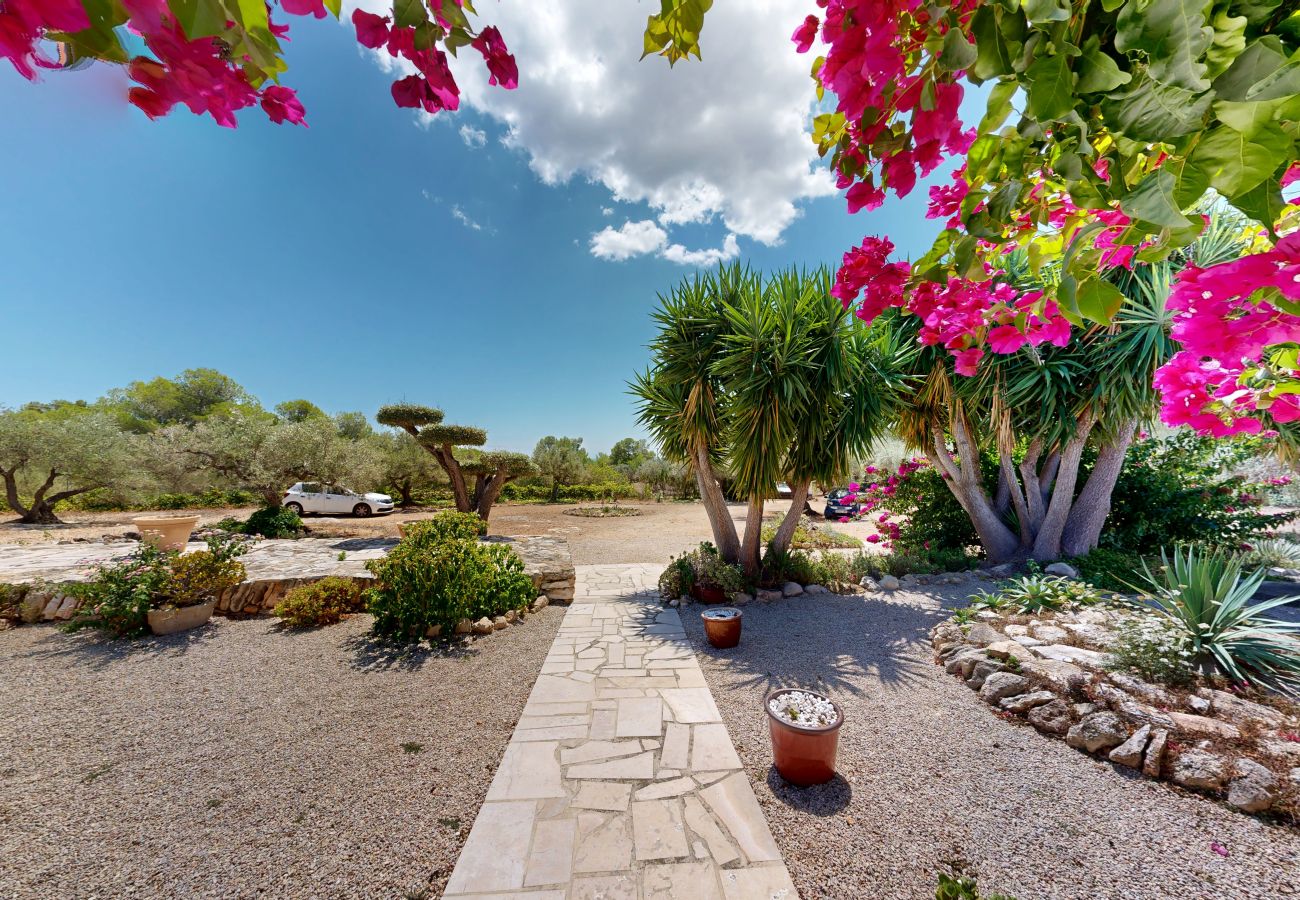 Особняк на El Perelló - Casa Bambily Особняк на El Perelló - Casa Bambily