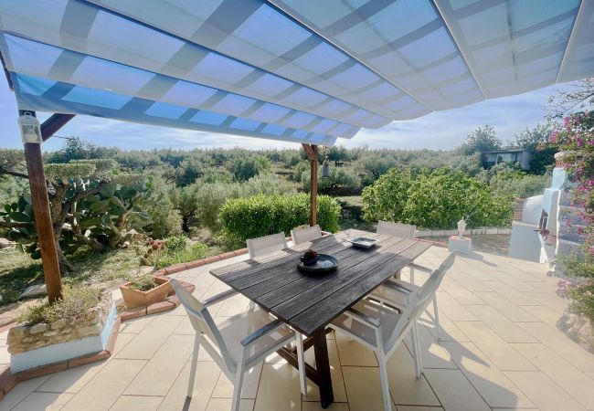 Особняк на L'Aldea - Villa Buda Особняк на L'Aldea - Villa Buda