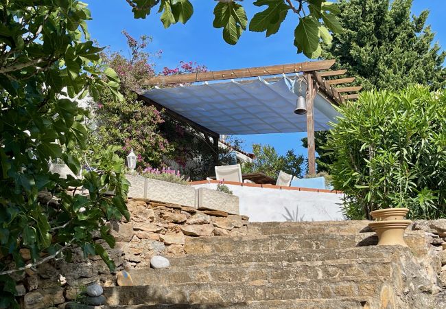 Особняк на L'Aldea - Villa Buda Особняк на L'Aldea - Villa Buda