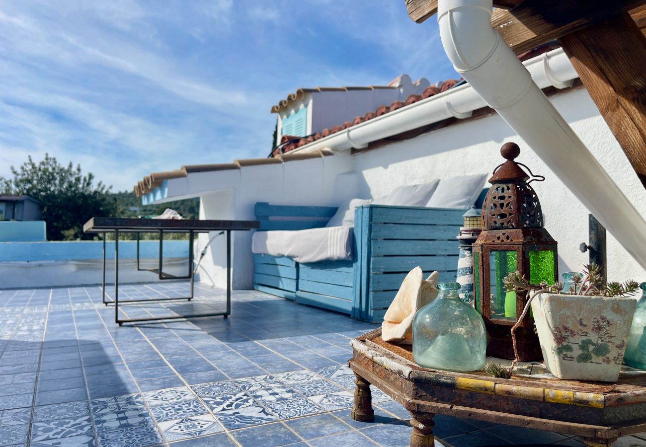 Особняк на L'Aldea - Villa Buda Особняк на L'Aldea - Villa Buda