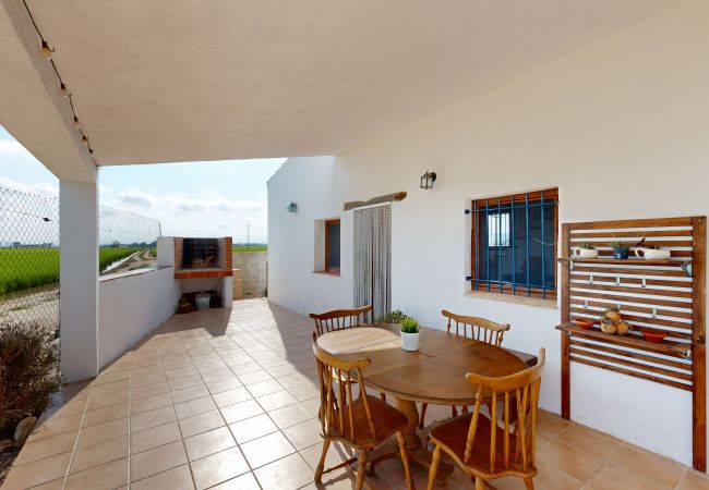 Особняк на Deltebre - Casa Delta Особняк на Deltebre - Casa Delta