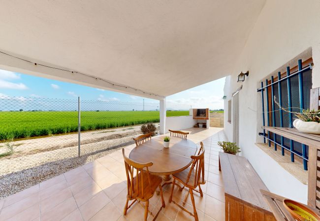 Особняк на Deltebre - Casa Delta Особняк на Deltebre - Casa Delta