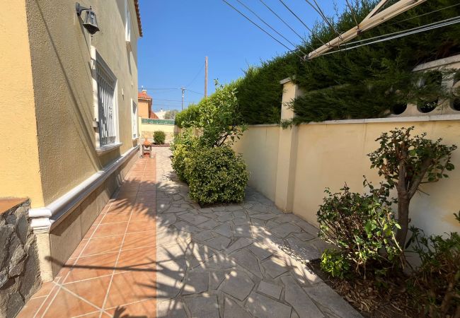 Вилла на Ametlla de Mar - Villa Paula Вилла на Ametlla de Mar - Villa Paula