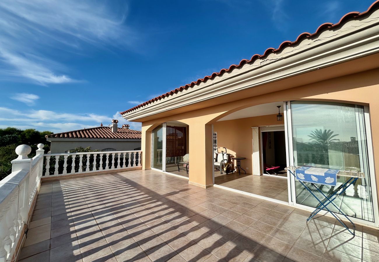 Вилла на Ampolla - Villa Gavina Вилла на Ampolla - Villa Gavina