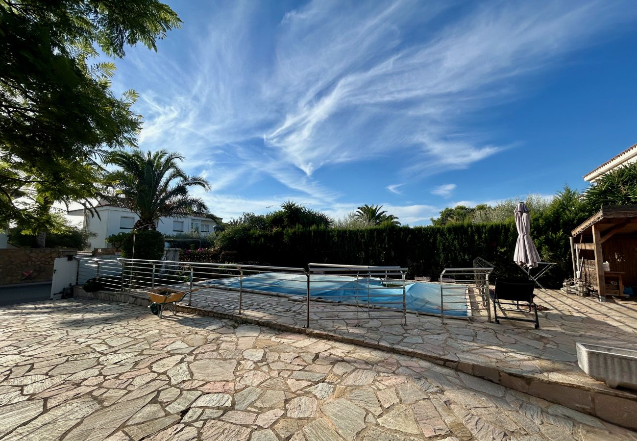 Вилла на Ampolla - Villa Gavina Вилла на Ampolla - Villa Gavina