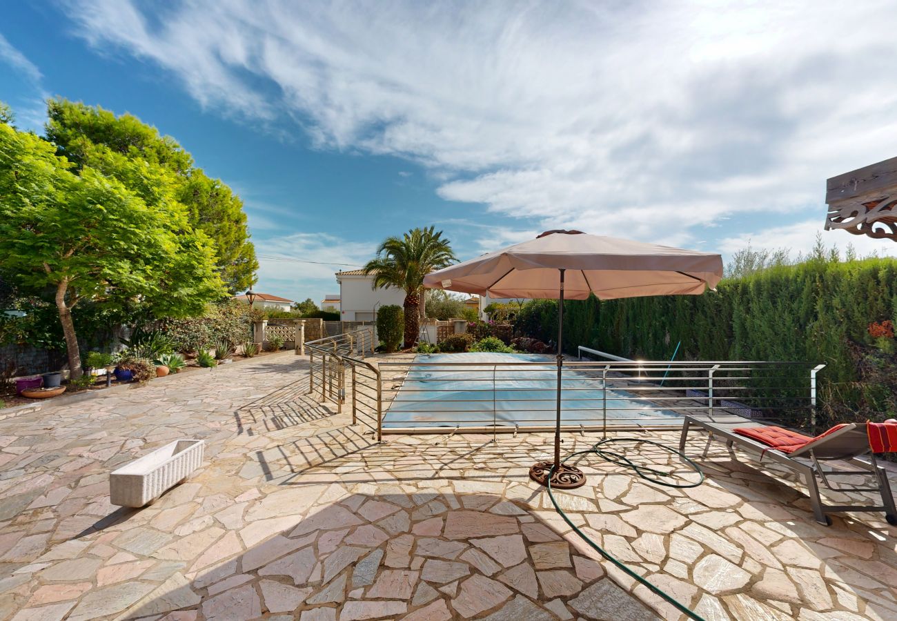 Вилла на Ampolla - Villa Gavina Вилла на Ampolla - Villa Gavina