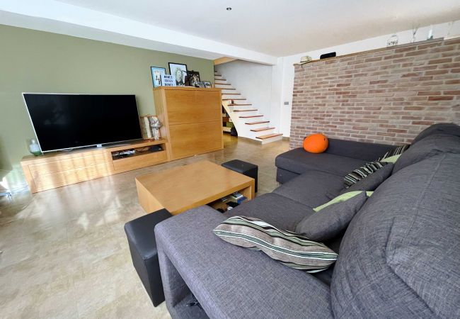 Terraced House in El Perelló - Casa Monica Terraced House in El Perelló - Casa Monica