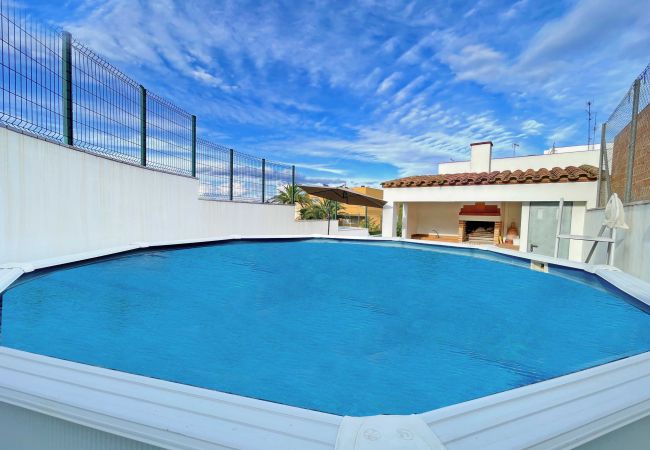 Terraced House in El Perelló - Casa Monica Terraced House in El Perelló - Casa Monica