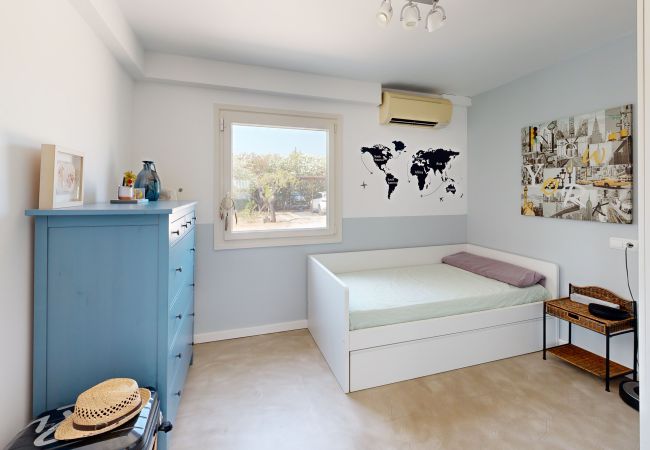 Country house in Ampolla - Villa Joana Country house in Ampolla - Villa Joana