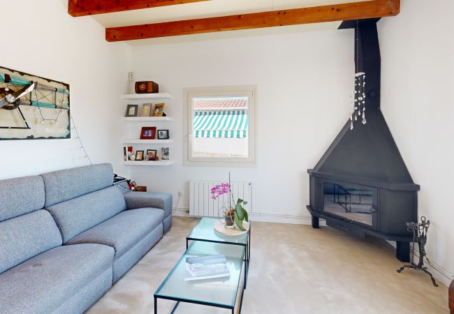 Country house in Ampolla - Villa Joana Country house in Ampolla - Villa Joana