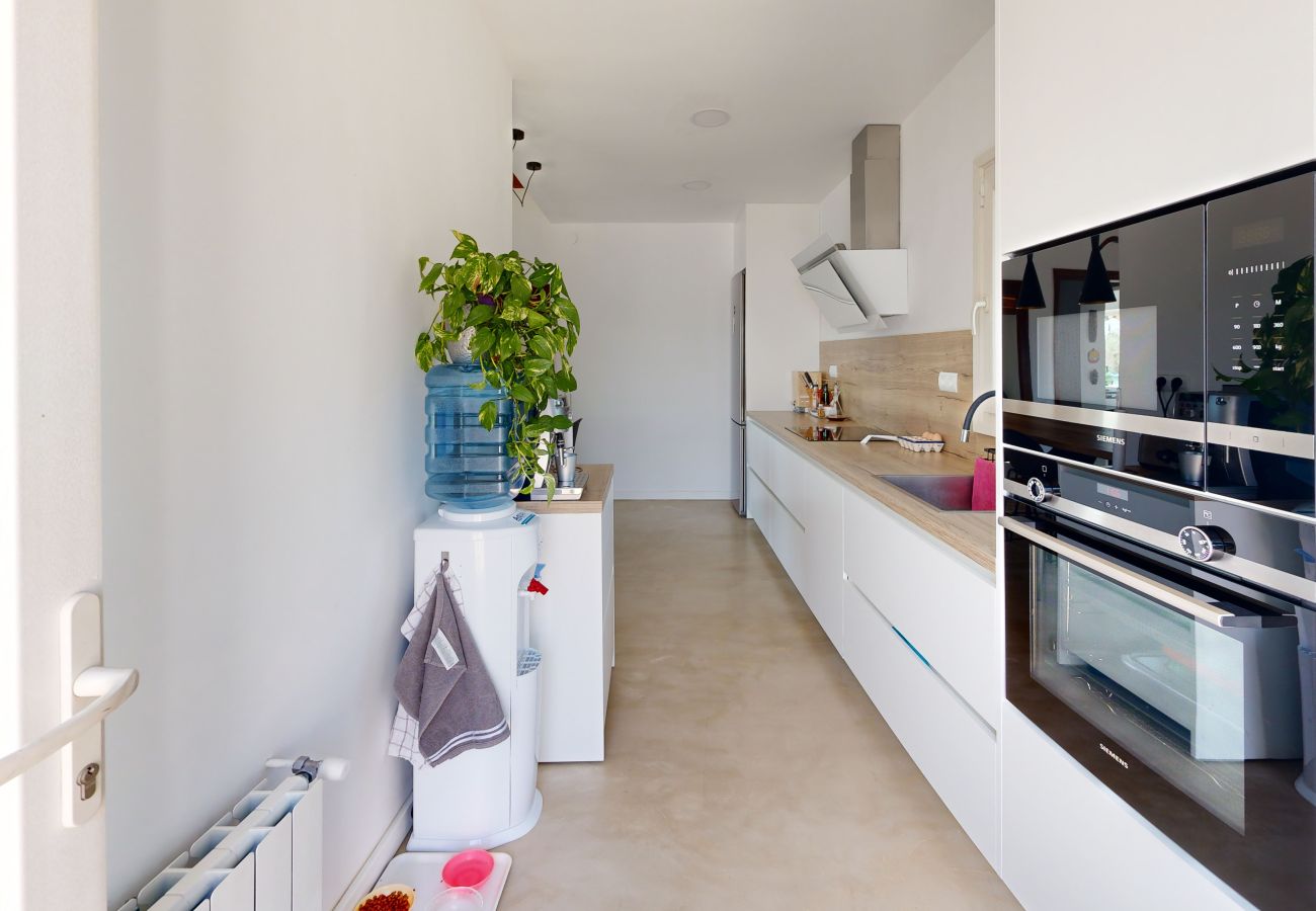 Country house in Ampolla - Villa Joana Country house in Ampolla - Villa Joana