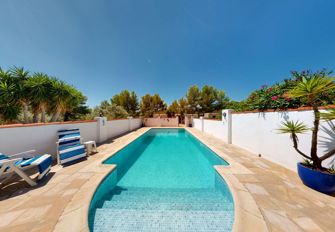Country house in El Perelló - Casa Bambily